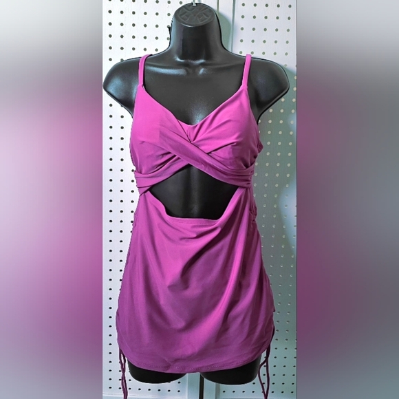 108.🆕Med Maternity V-Neck Cutout Tankini (Top Only) Cupshe Pink NWOT - Picture 2 of 5